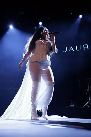 Lauren Jauregui / laurenjauregui nude photo #0565
