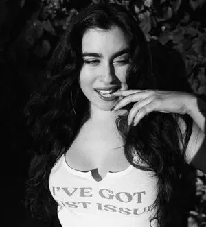 Lauren Jauregui / laurenjauregui nude photo #0578