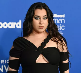 Lauren Jauregui / laurenjauregui nude photo #0659