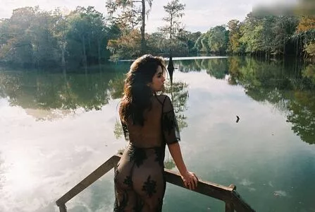 Lauren Jauregui / laurenjauregui nude photo #0758