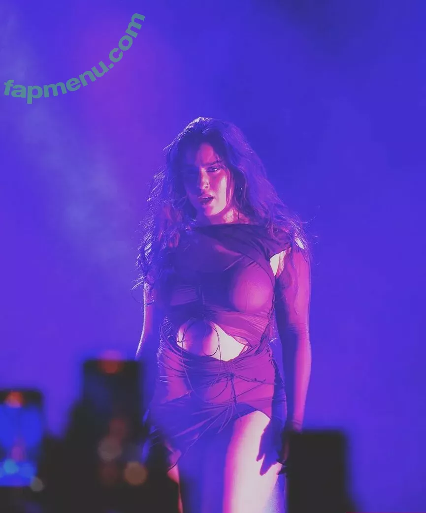 Lauren Jauregui nude photo #0300 (laurenjauregui)