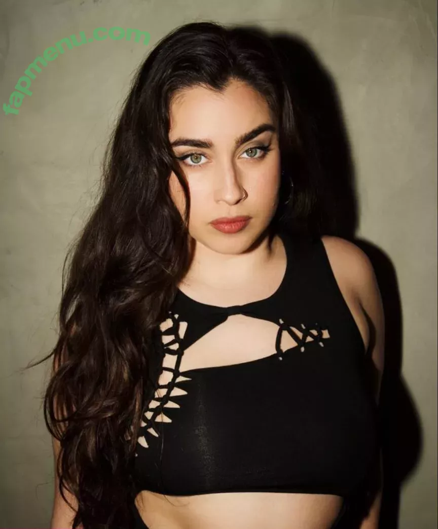 Lauren Jauregui nude photo #0344 (laurenjauregui)