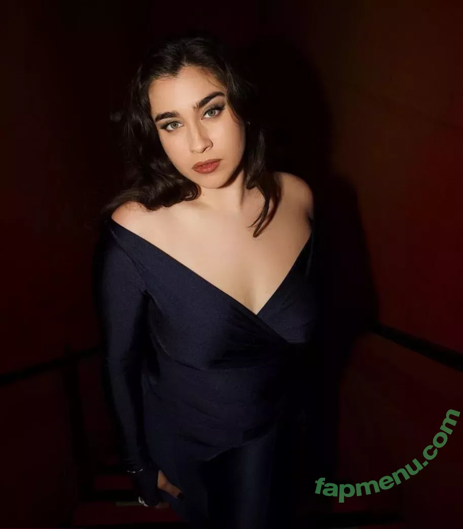 Lauren Jauregui nude photo #0368 (laurenjauregui)