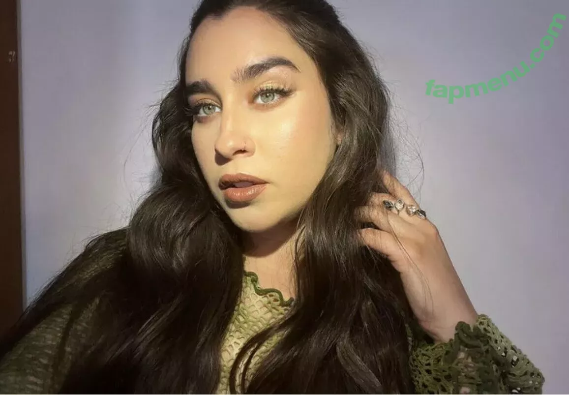 Lauren Jauregui nude photo #0405 (laurenjauregui)