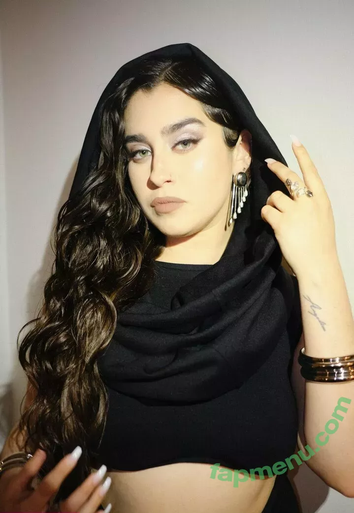 Lauren Jauregui nude photo #0412 (laurenjauregui)