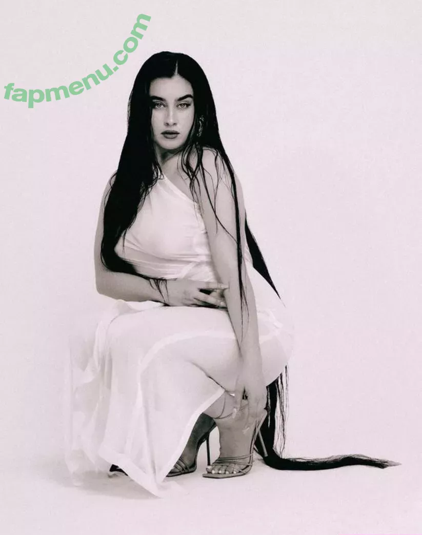 Lauren Jauregui nude photo #0456 (laurenjauregui)