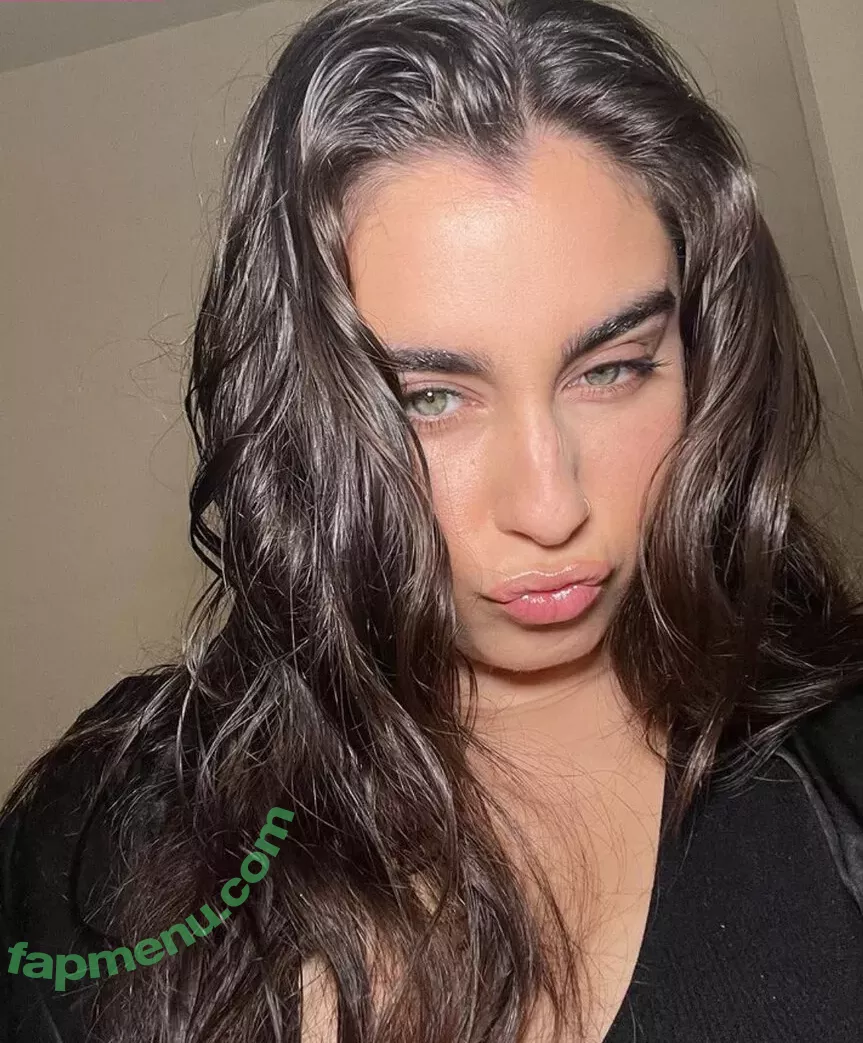 Lauren Jauregui nude photo #0596 (laurenjauregui)