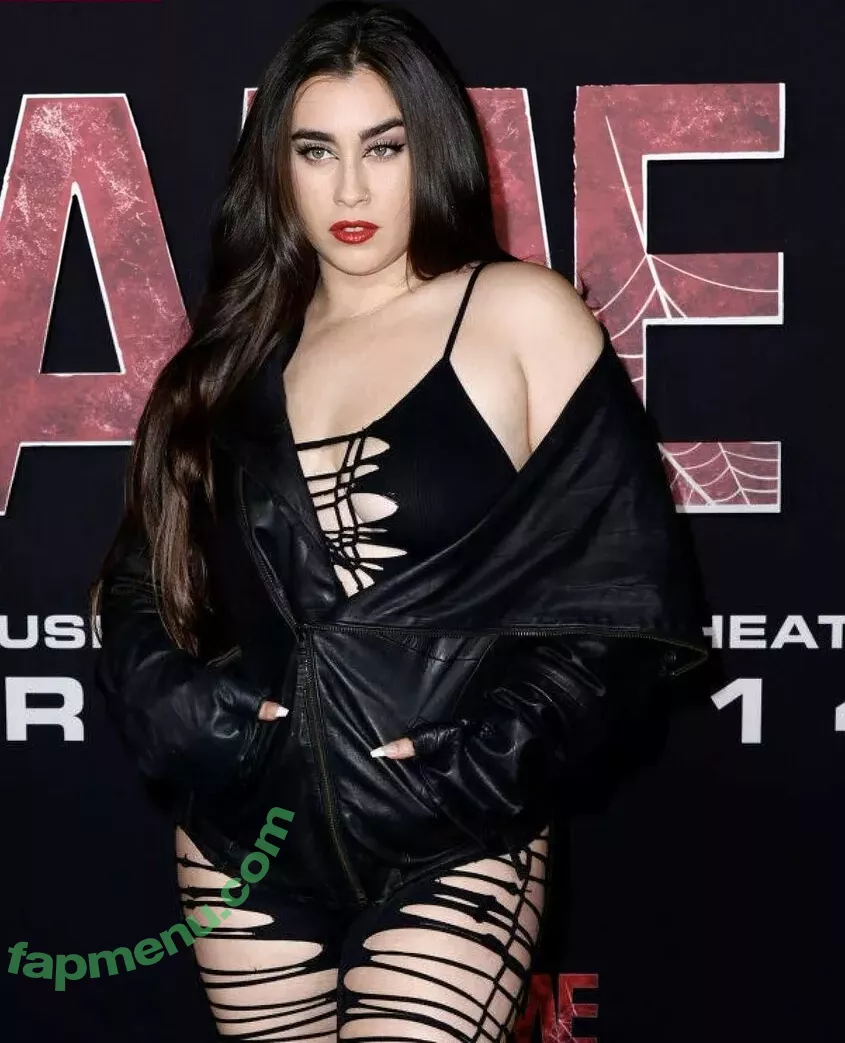 Lauren Jauregui nude photo #0629 (laurenjauregui)