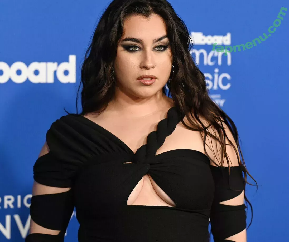 Lauren Jauregui nude photo #0659 (laurenjauregui)