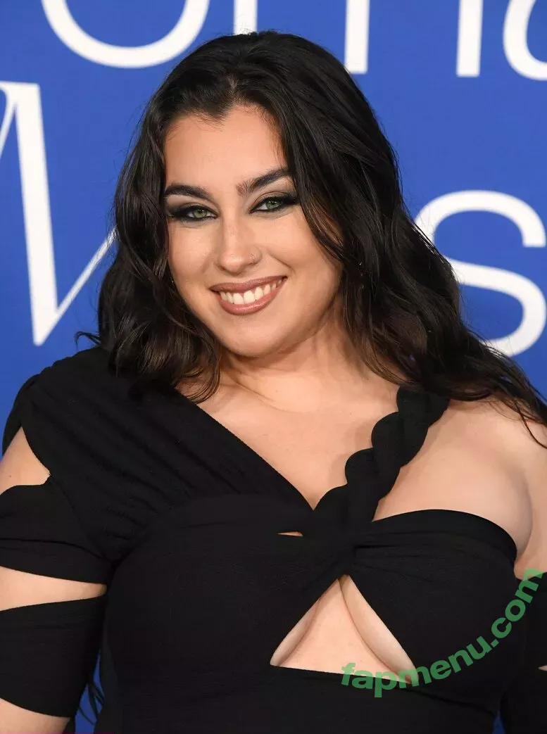Lauren Jauregui nude photo #0666 (laurenjauregui)