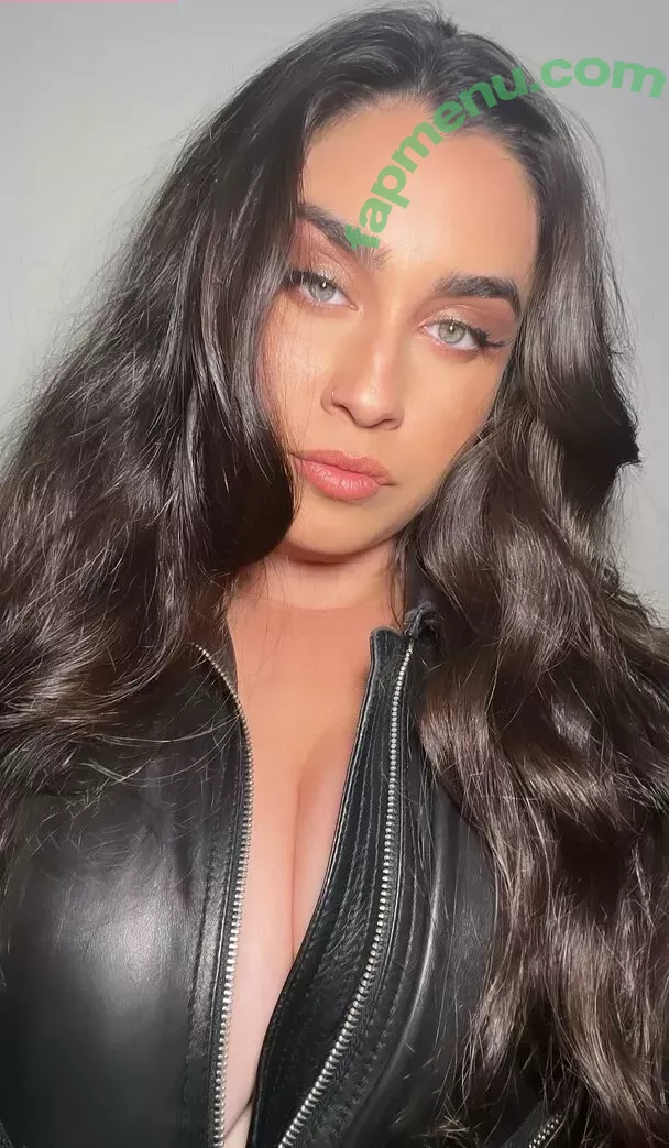 Lauren Jauregui nude photo #0678 (laurenjauregui)
