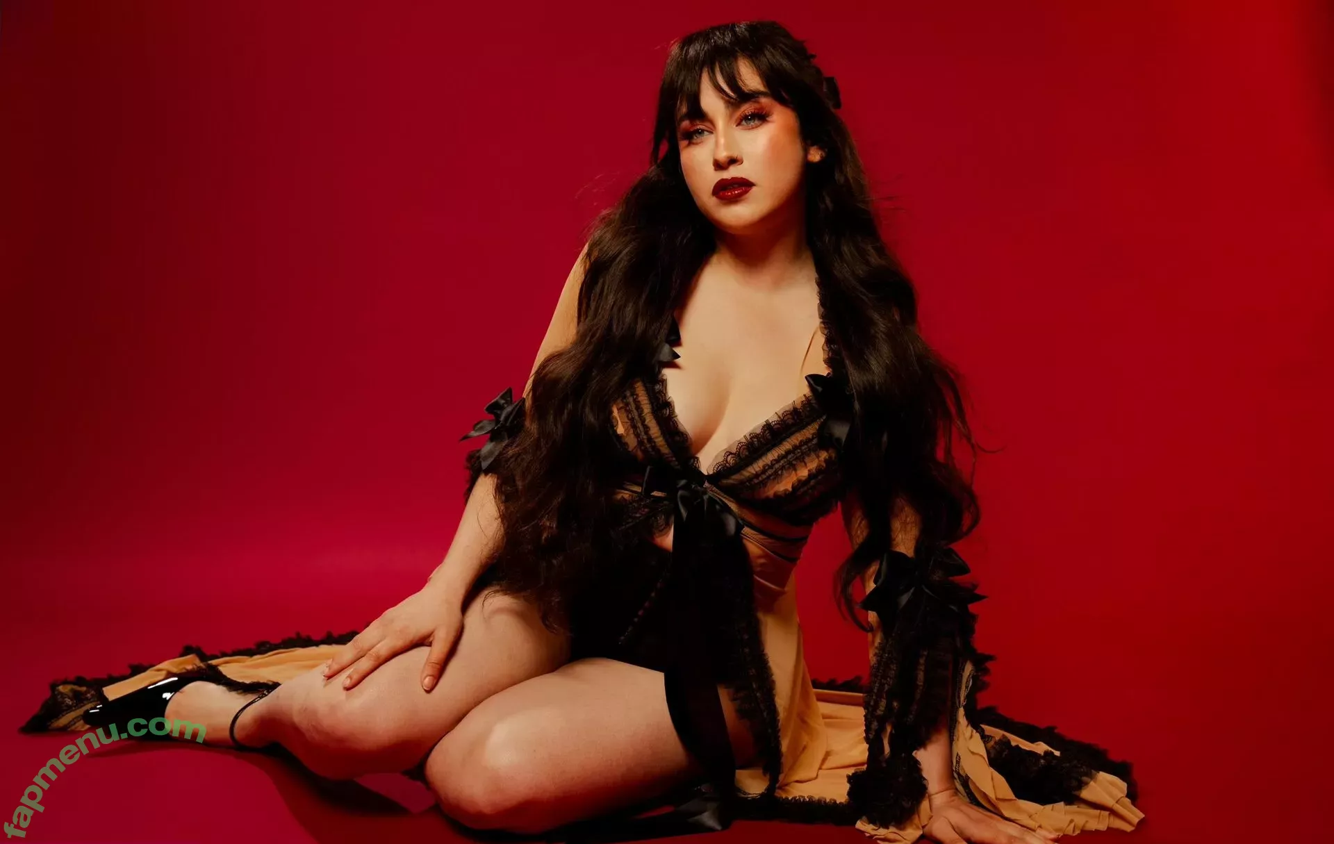 Lauren Jauregui nude photo #0726 (laurenjauregui)