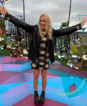 Lauren Laverne / laurenlaverne nude photo #0050