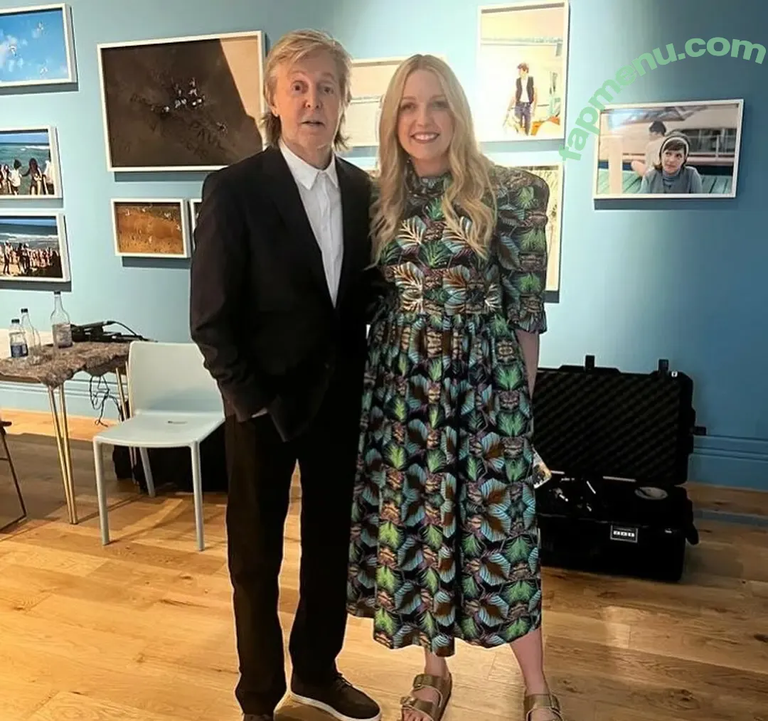 Lauren Laverne nude photo #0045 (laurenlaverne)