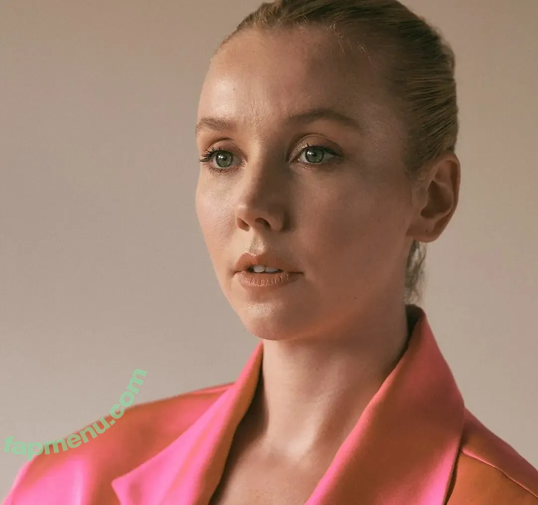 Lauren Lyle nude photo #0037 (laurenlyle7)