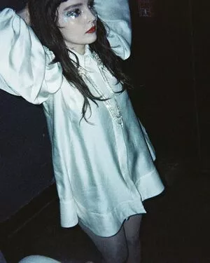 Lauren Mayberry / laurenevemayberry nude photo #0836