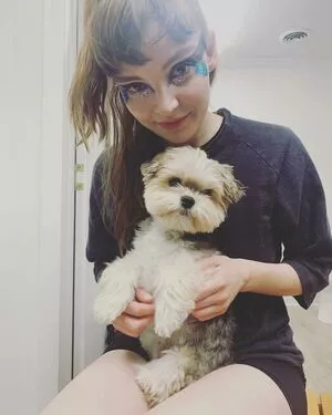 Lauren Mayberry / laurenevemayberry nude photo #0933