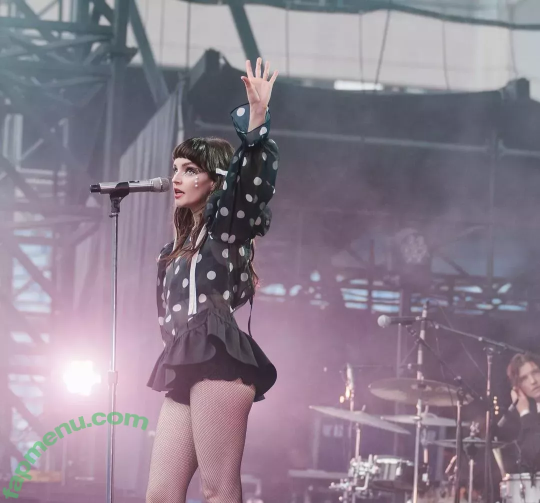 Lauren Mayberry nude photo #0245 (laurenevemayberry)