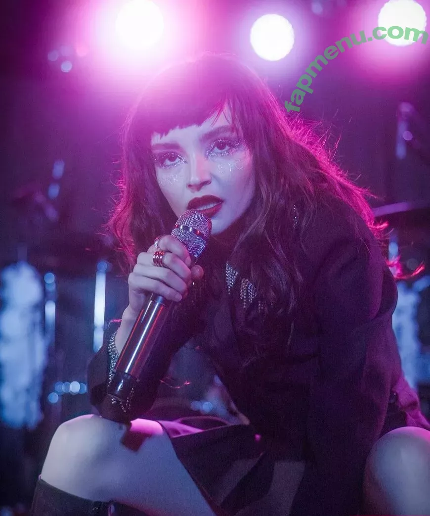 Lauren Mayberry nude photo #0331 (laurenevemayberry)