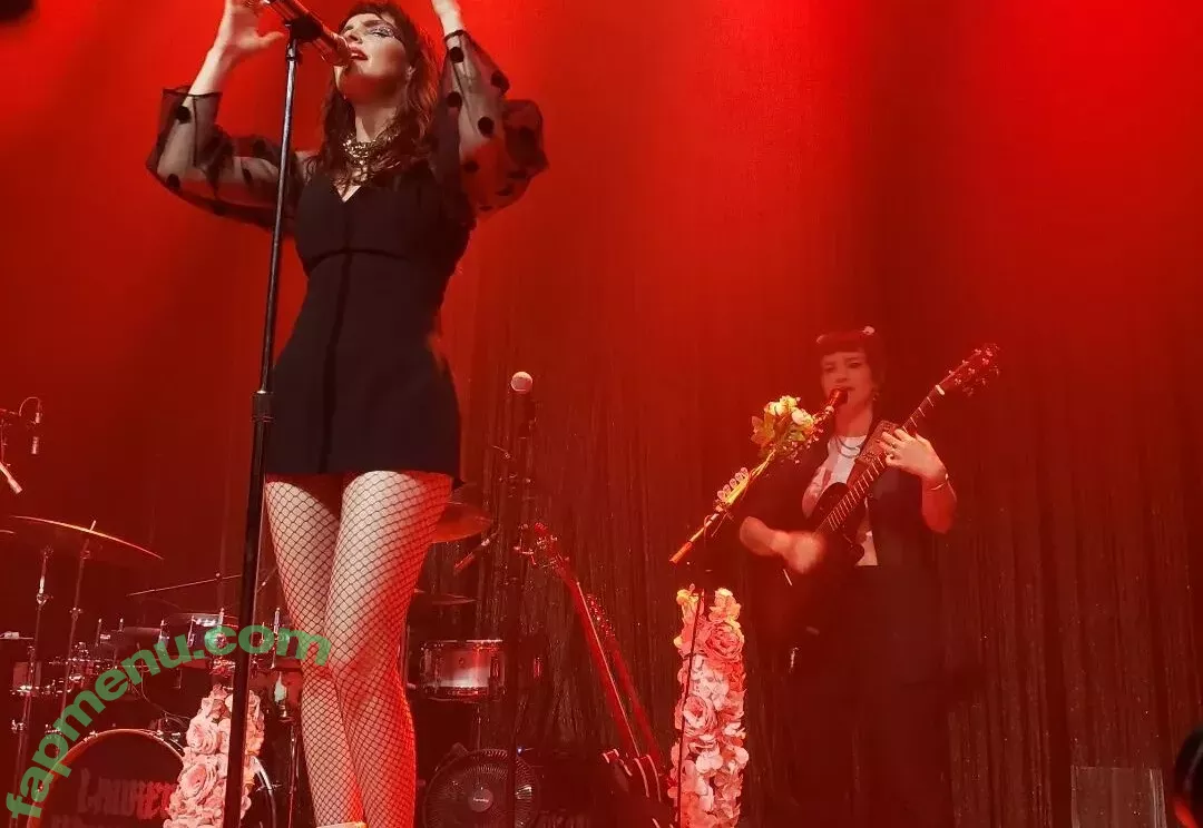 Lauren Mayberry nude photo #0337 (laurenevemayberry)