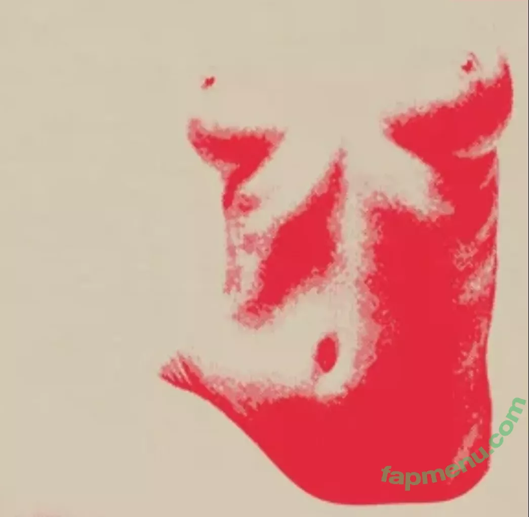 Lauren Mayberry nude photo #0429 (laurenevemayberry)