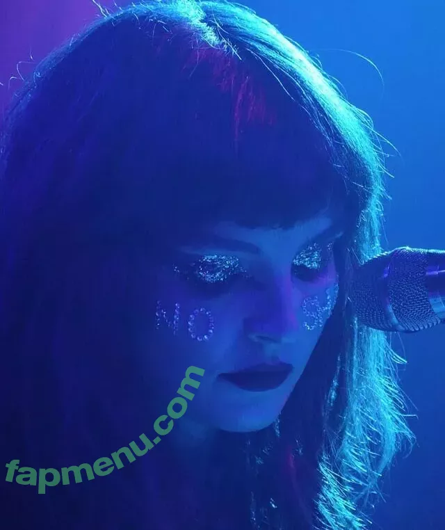 Lauren Mayberry nude photo #0441 (laurenevemayberry)