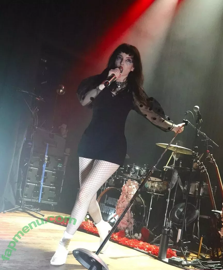 Lauren Mayberry nude photo #0459 (laurenevemayberry)