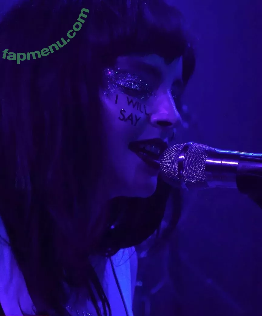 Lauren Mayberry nude photo #0482 (laurenevemayberry)