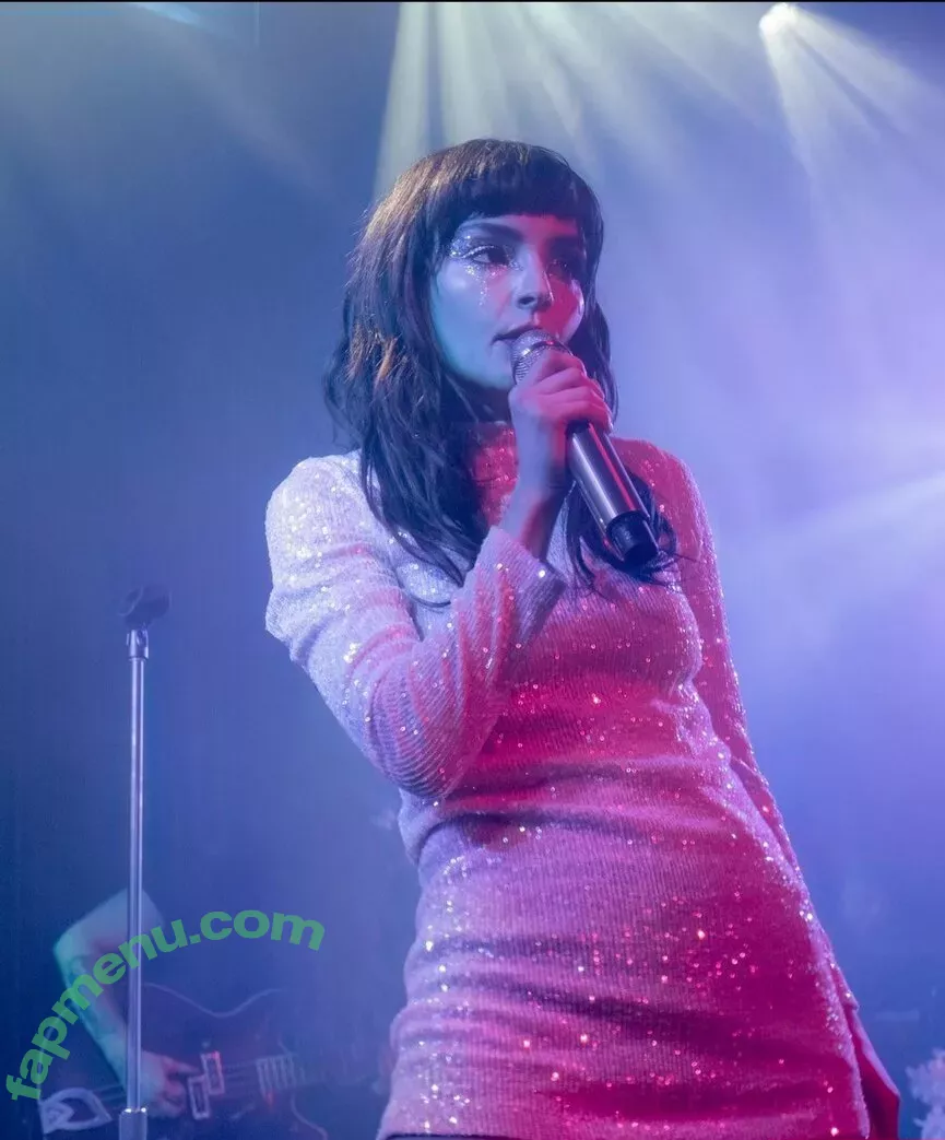 Lauren Mayberry nude photo #0522 (laurenevemayberry)