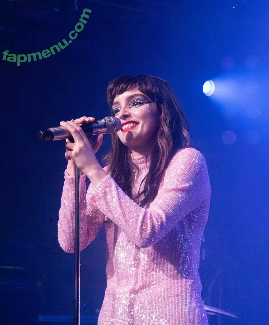 Lauren Mayberry nude photo #0579 (laurenevemayberry)