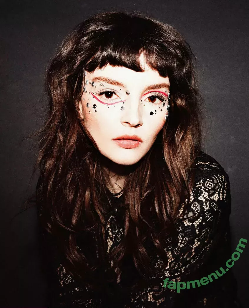 Lauren Mayberry nude photo #0640 (laurenevemayberry)