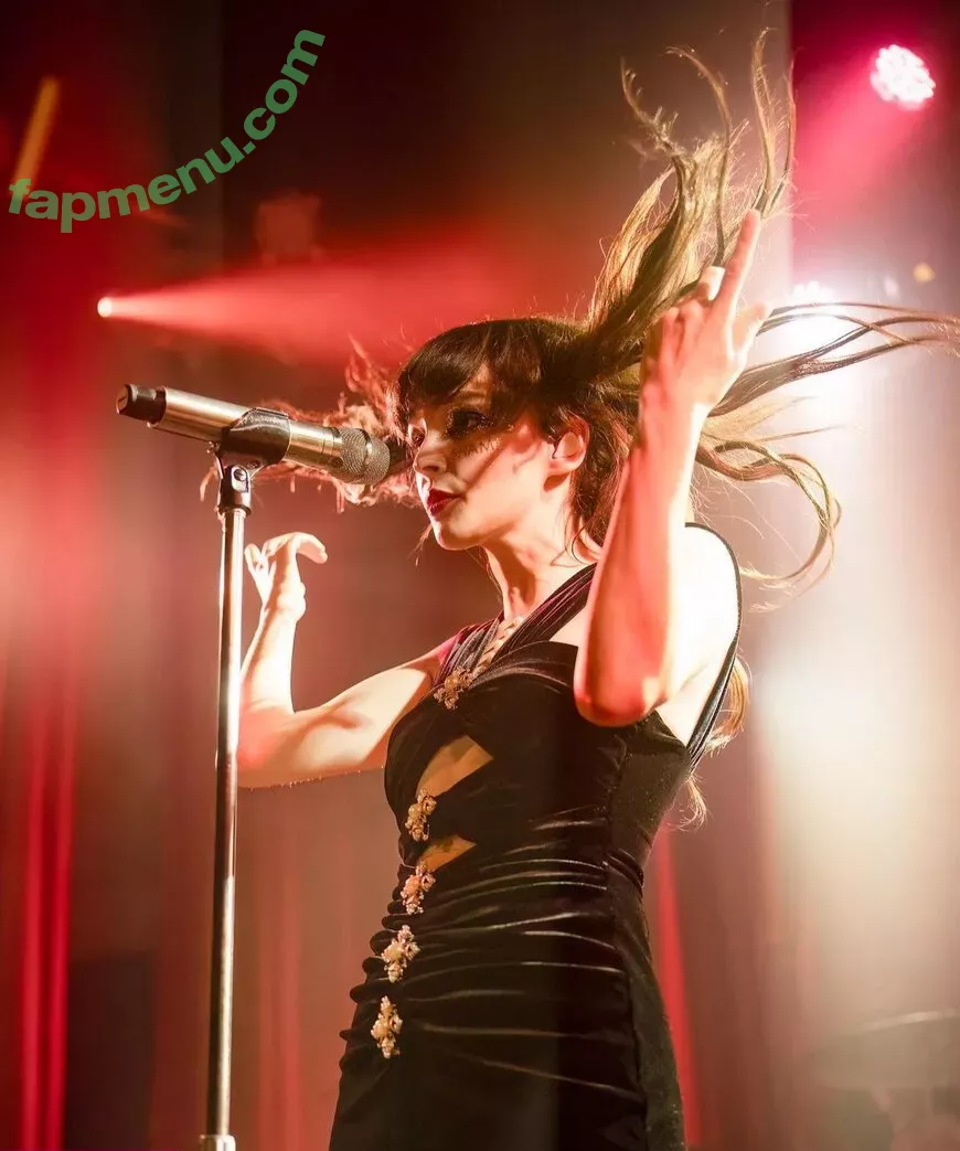 Lauren Mayberry nude photo #0697 (laurenevemayberry)