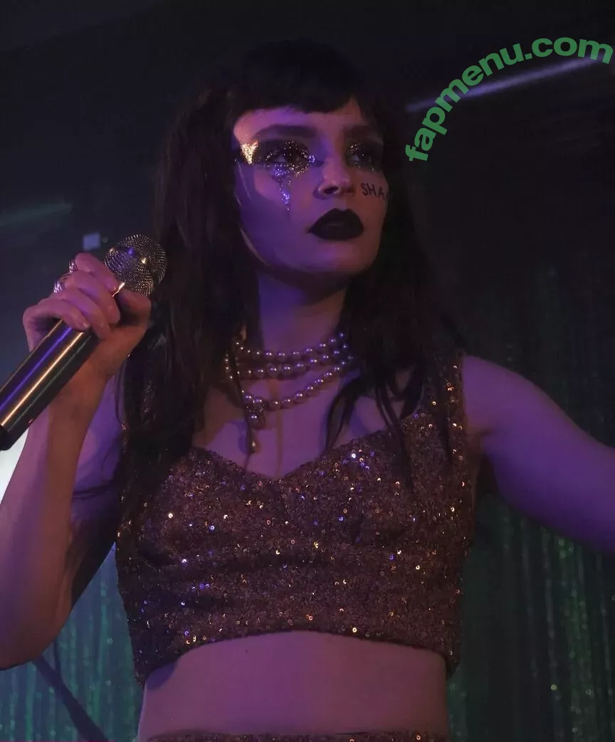 Lauren Mayberry nude photo #0722 (laurenevemayberry)