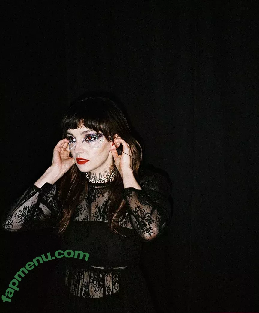 Lauren Mayberry nude photo #0832 (laurenevemayberry)