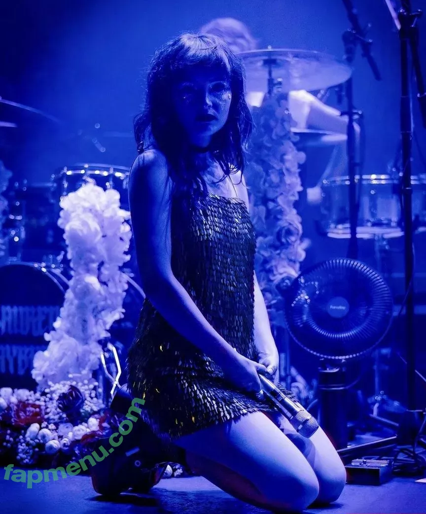 Lauren Mayberry nude photo #0843 (laurenevemayberry)