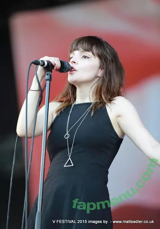 Lauren Mayberry nude photo #0861 (laurenevemayberry)
