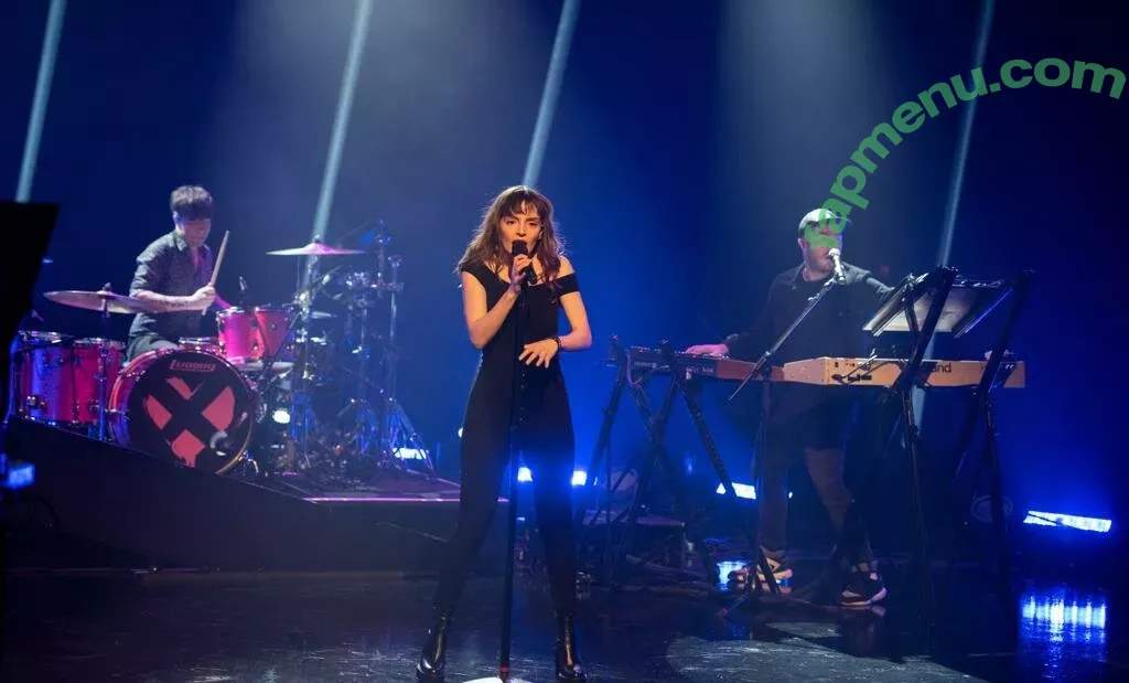 Lauren Mayberry nude photo #0937 (laurenevemayberry)