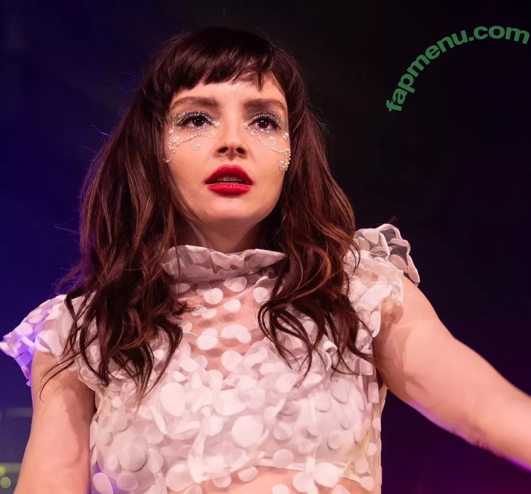 Lauren Mayberry nude photo #0954 (laurenevemayberry)