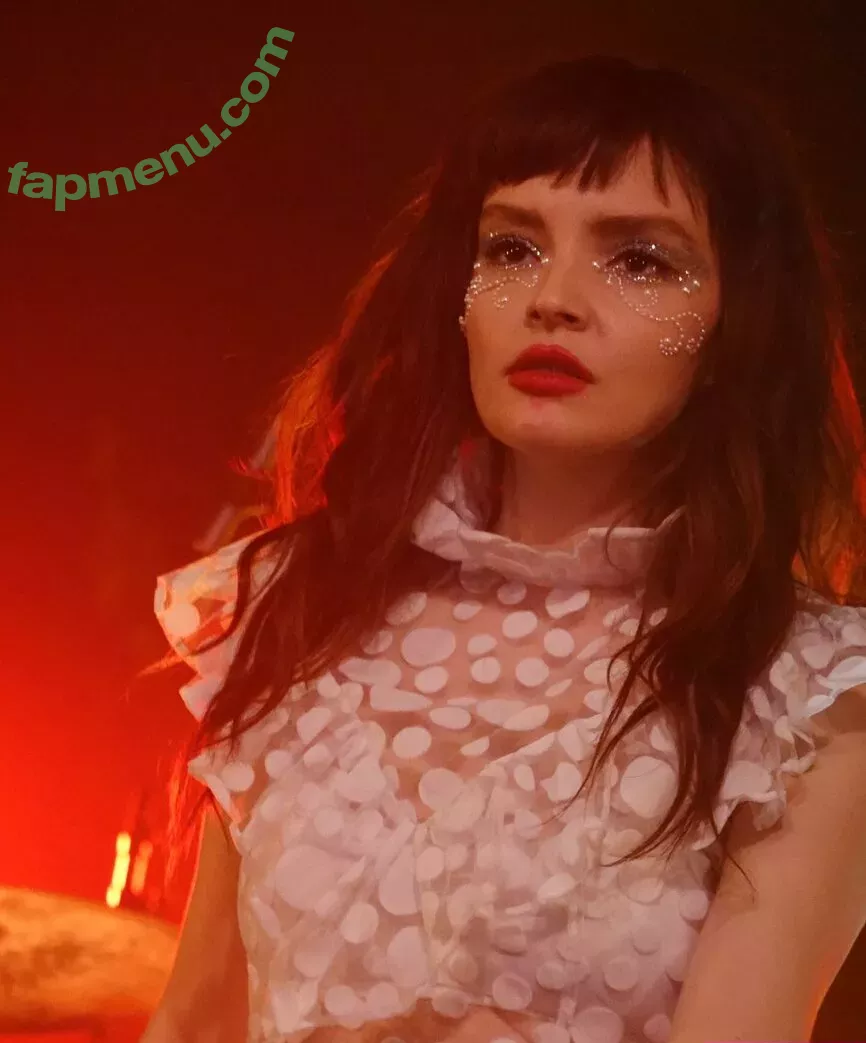 Lauren Mayberry nude photo #0974 (laurenevemayberry)