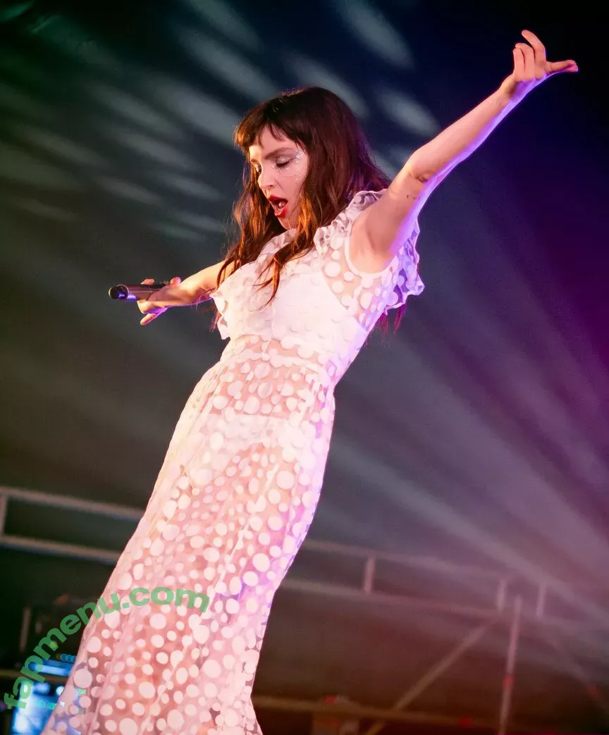 Lauren Mayberry nude photo #0983 (laurenevemayberry)