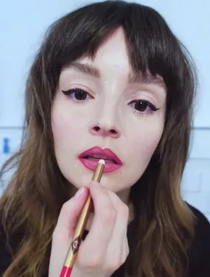 Lauren Mayberry / laurenevemayberry nude photo #1029