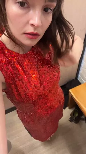 Lauren Mayberry / laurenevemayberry nude photo #1037