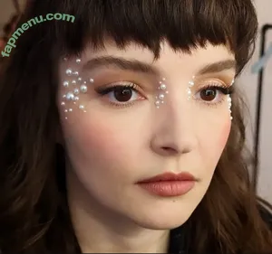 Lauren Mayberry / laurenevemayberry nude photo #1242