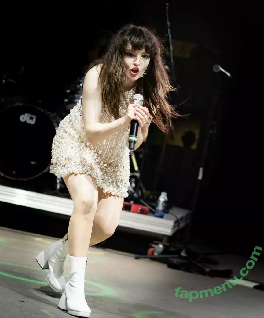 Lauren Mayberry nude photo #1127 (laurenevemayberry)