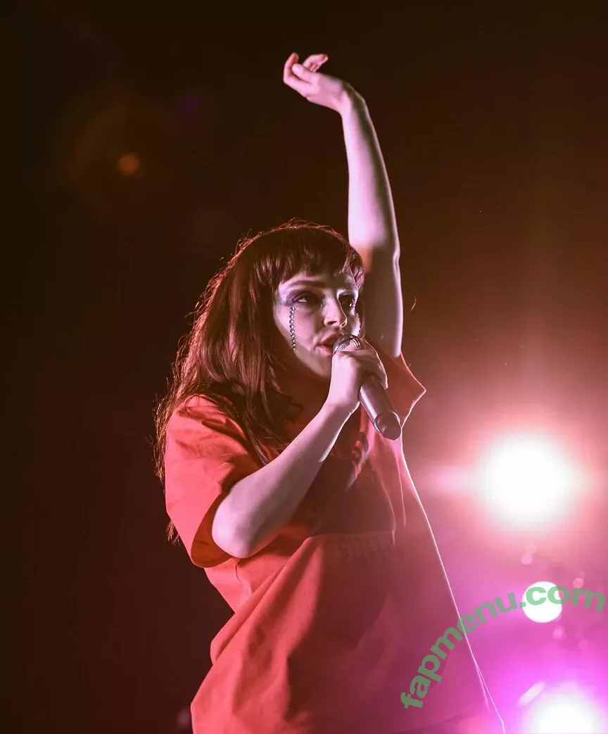 Lauren Mayberry nude photo #1213 (laurenevemayberry)