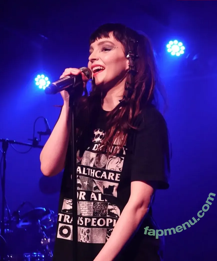 Lauren Mayberry nude photo #1237 (laurenevemayberry)