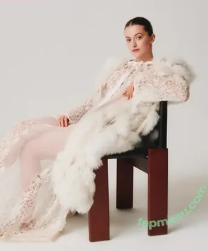 Lauren McQueen / laurennmcqueen nude photo #0011