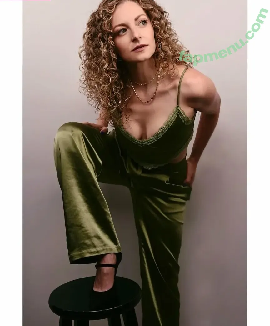 Lauren Molina nude photo #0001 (lomo212)