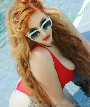 Lauren Phillips / laurenfillsup / laurenphillips / sexy.lauren.phillips nude photo #2656