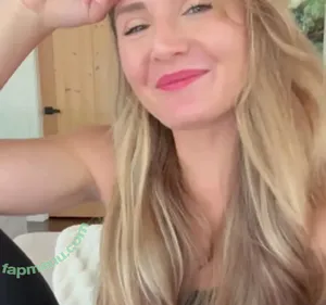 Lauren Southern / laurencheriie nude photo #0171